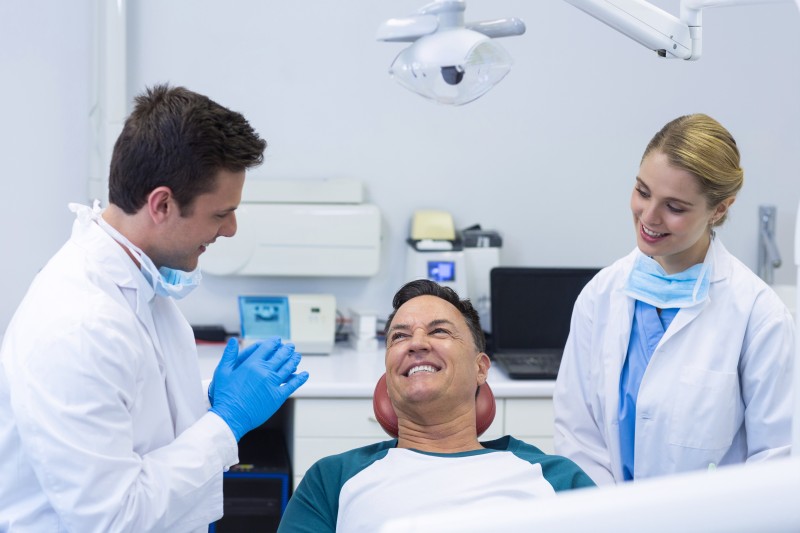 Who Can Benefit from the Services of a Cosmetic Dentist in Philadelphia?