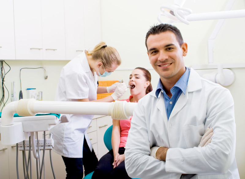 4 Reasons to Call an Emergency Dentist in Long Beach, CA, After a Sports Accident